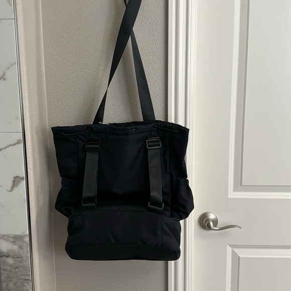 NWT beyond yoga back/ backpack - Picture 4 of 4